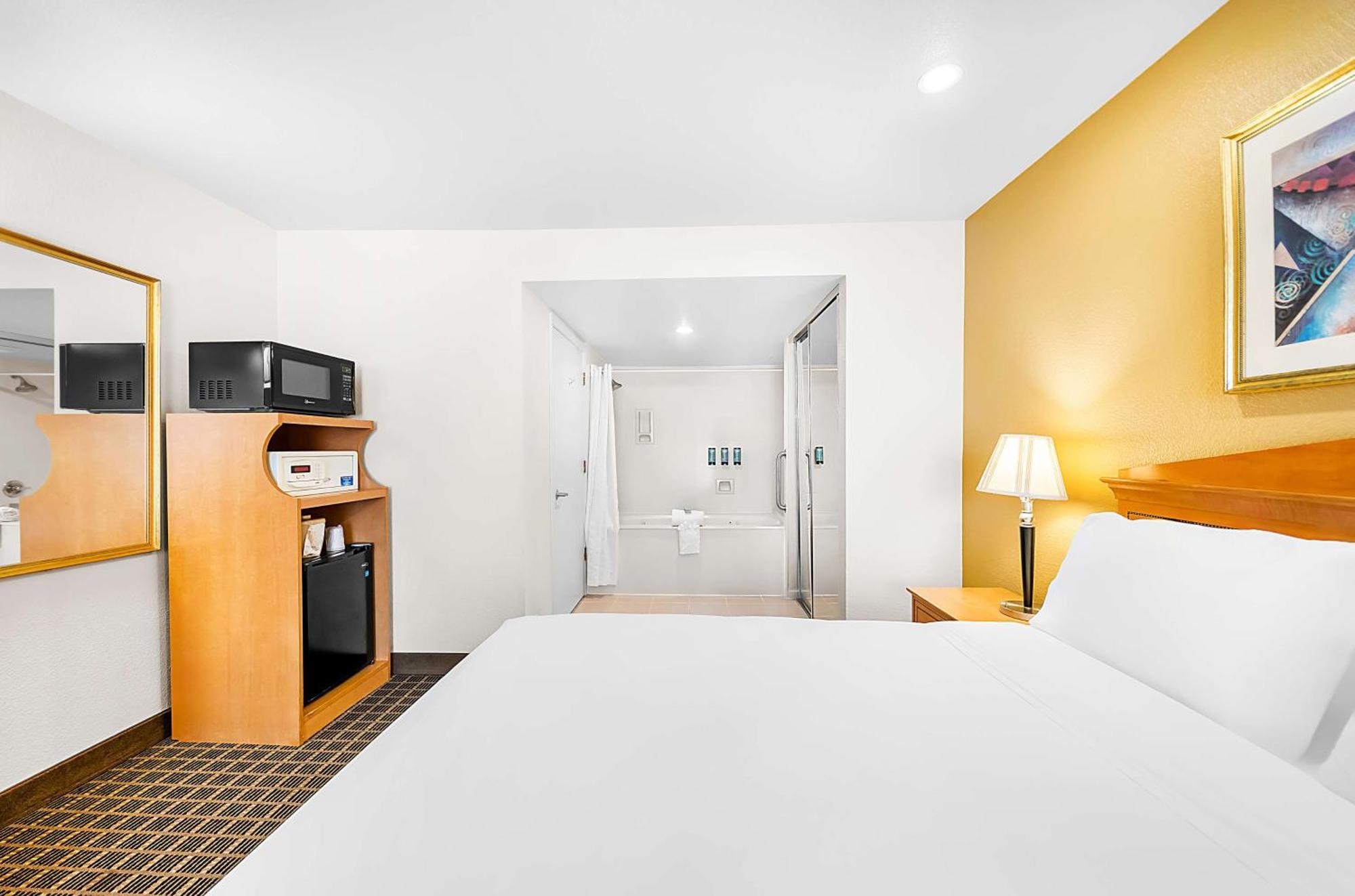 Surestayplus Hotel By Best Western San Jose Central City Εξωτερικό φωτογραφία